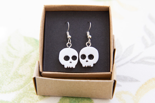 Skull earrings by StickerKitten