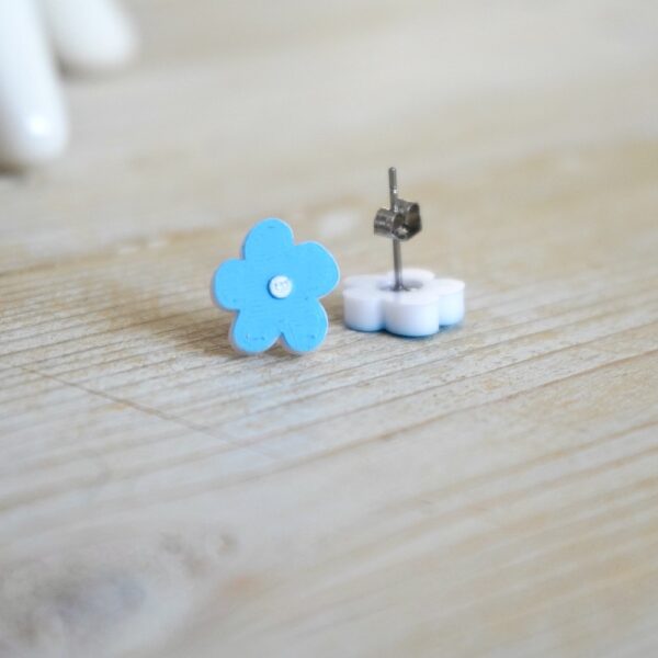 Cute blue flower stud earrings - close up